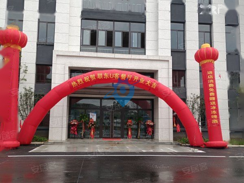 紧邻高速地铁口双出口，优质厂房，可独栋可分层分户出售