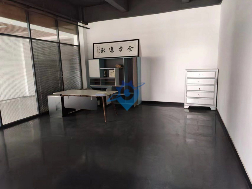 横店玖玖工业园钢构2500平，层高9米，交通便利，按需配套办公宿舍食堂
