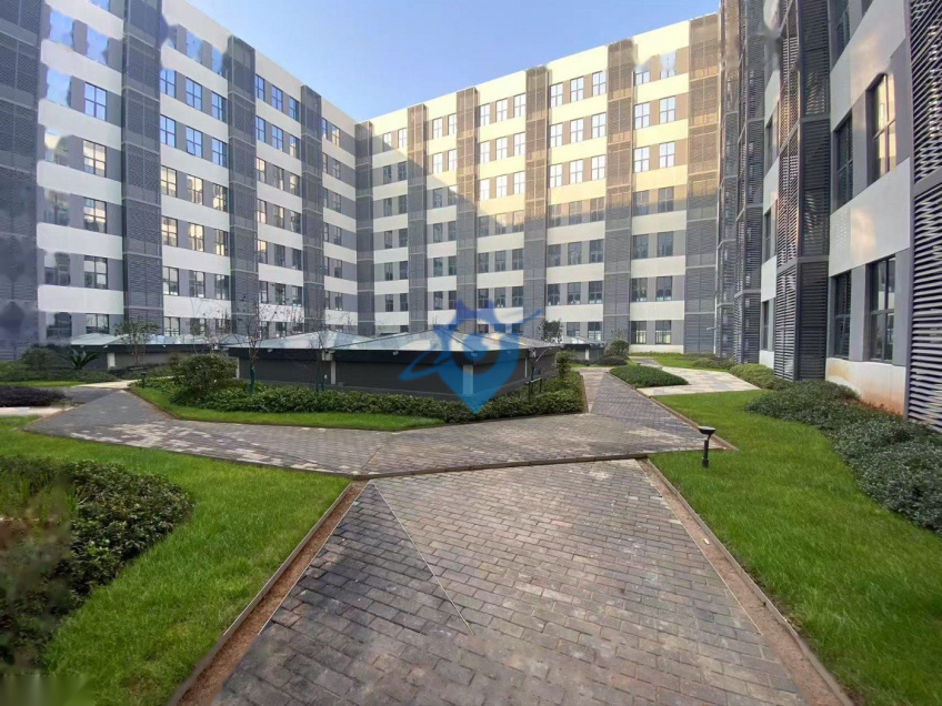 低价,低价!地铁口,甲方直租精装办公室,含家具空调拎包入驻!