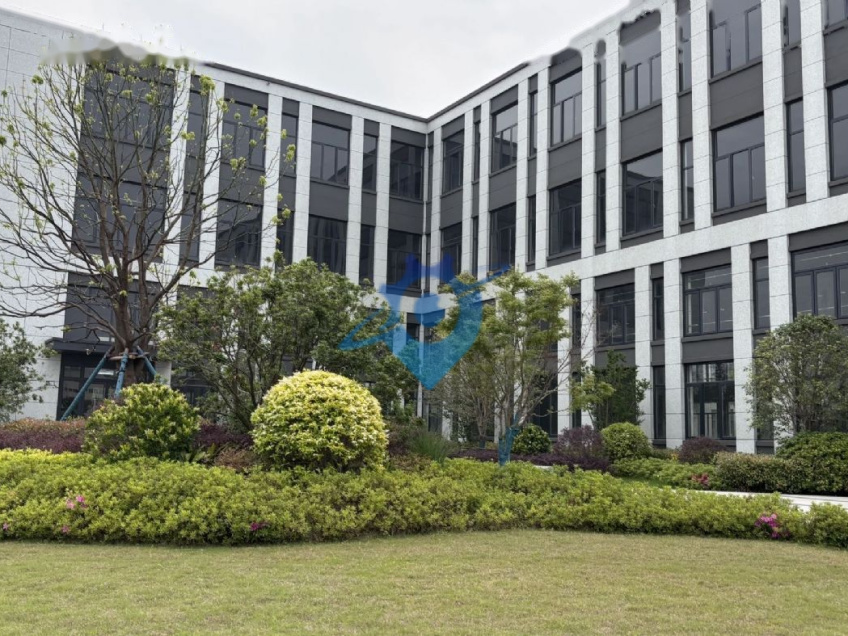 蔡甸单层钢构厂房出售，层高12米，50年产权，首付2成