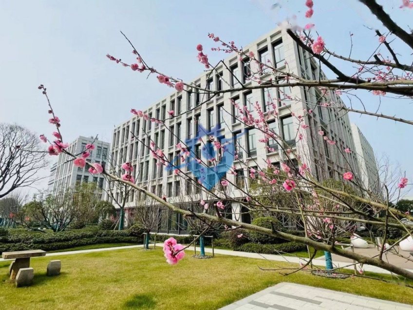 地铁口捡漏独栋花园厂房出售
