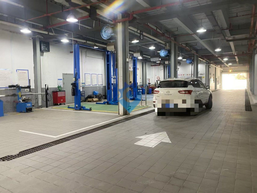 武汉东湖高新区大学园路28号标准传祺4S店整体出租(可租10年
